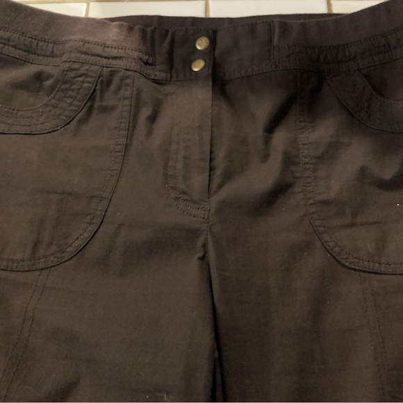 Capris with pockets in dark brown - Picture 10 of 10